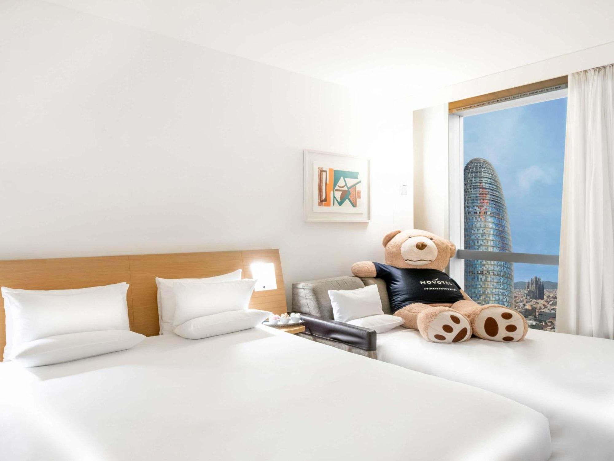 Novotel Barcelona City — Photos 3
